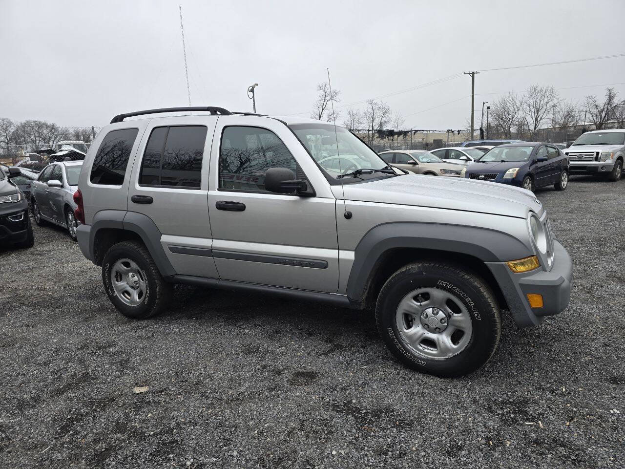 Used 2005 Jeep Liberty Sport image 8