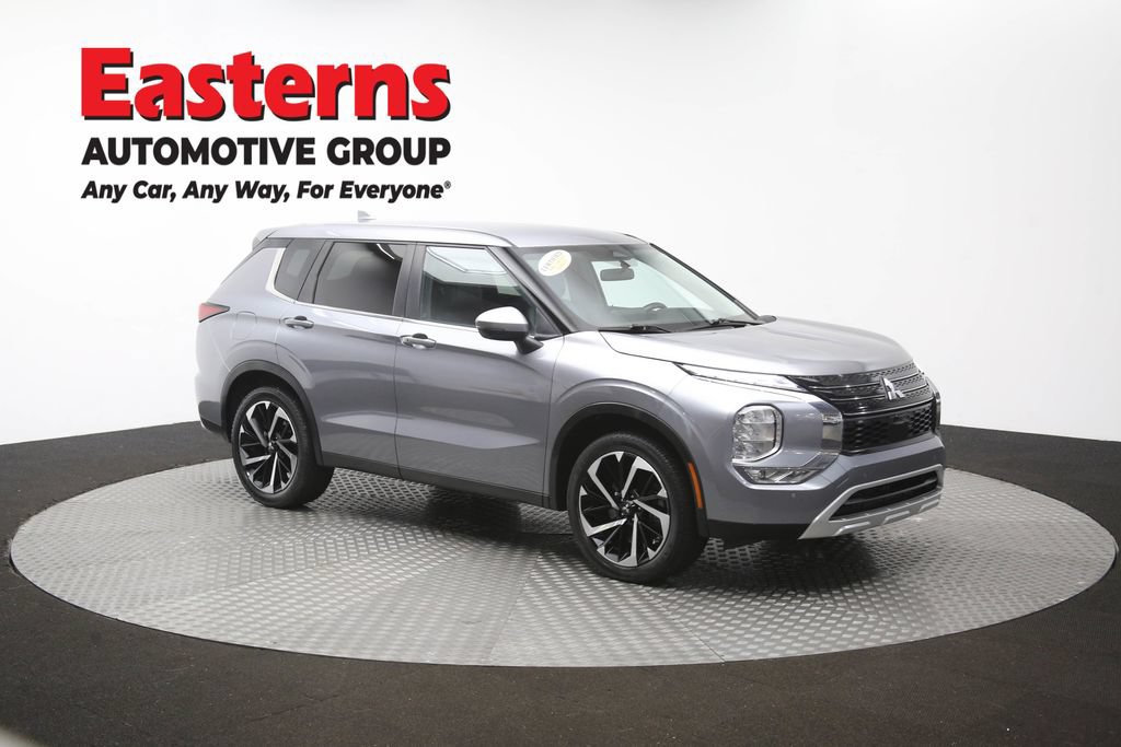 Used 2024 Mitsubishi Outlander SE FWD image 47