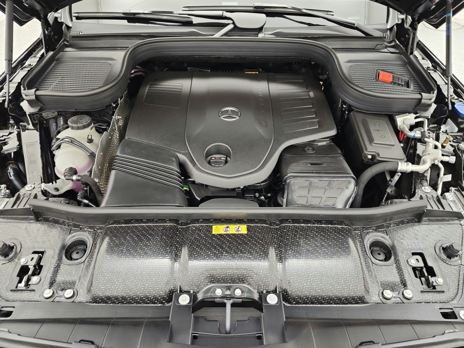 New 2027 Mercedes-Benz GLE 450 4MATIC image 12