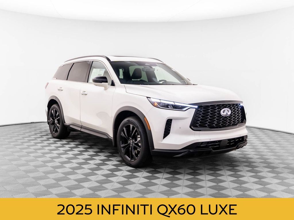 Certified 2025 INFINITI QX60 Luxe w/ Black Edition image 3