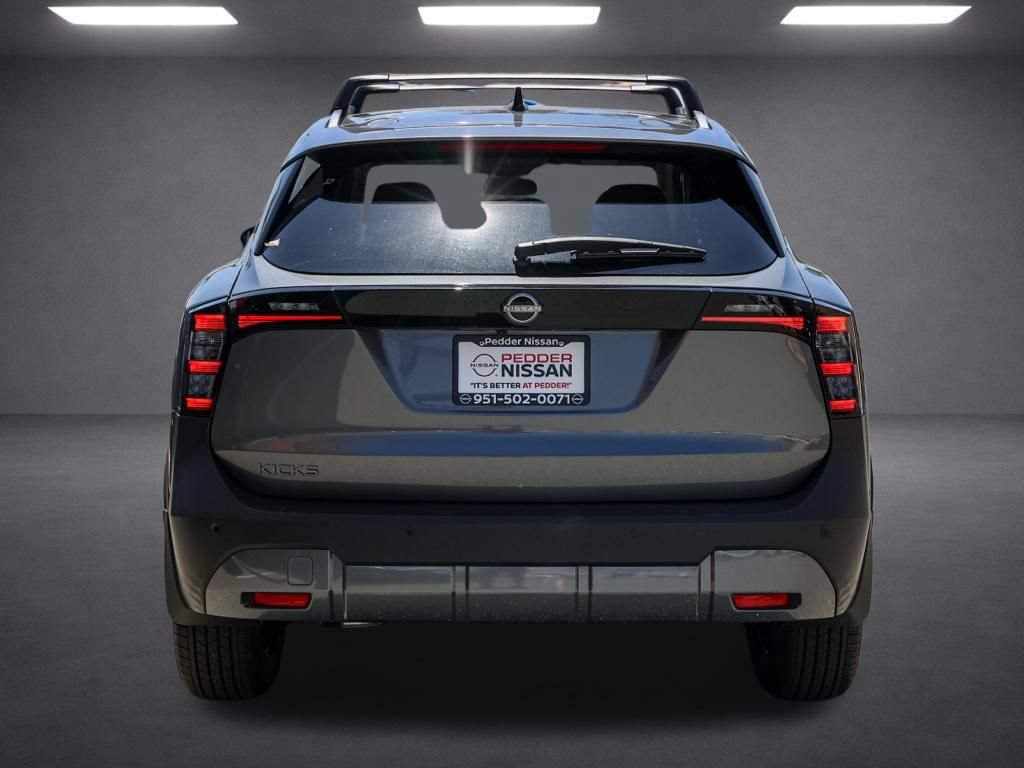 New 2026 Nissan Kicks SV w/ Cold Weather Package FWD image 5
