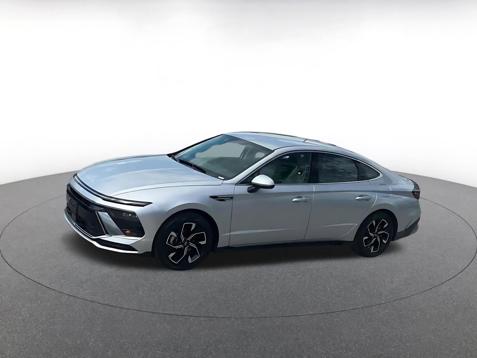 Used 2025 Hyundai Sonata SEL FWD image 8
