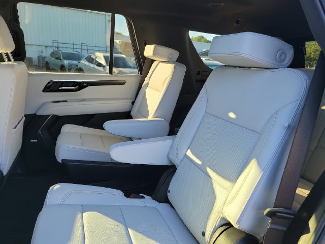 Certified 2025 Chevrolet Tahoe Premier AWD/4WD image 19