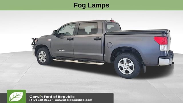 Used 2012 Toyota Tundra 4x4 CrewMax w/ Tow Pkg image 5