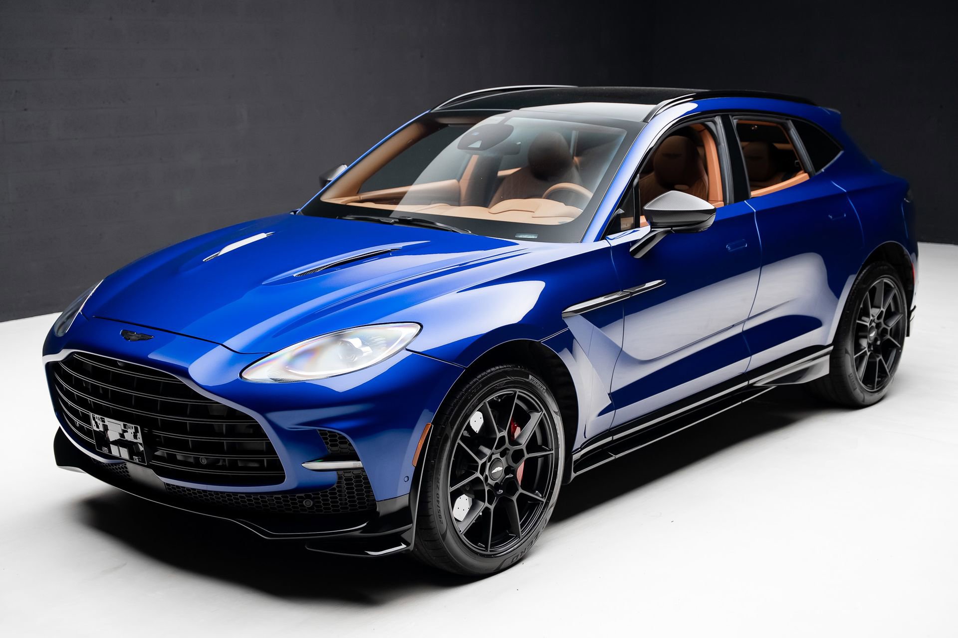 Used 2023 Aston Martin DBX 707 AWD/4WD image 5