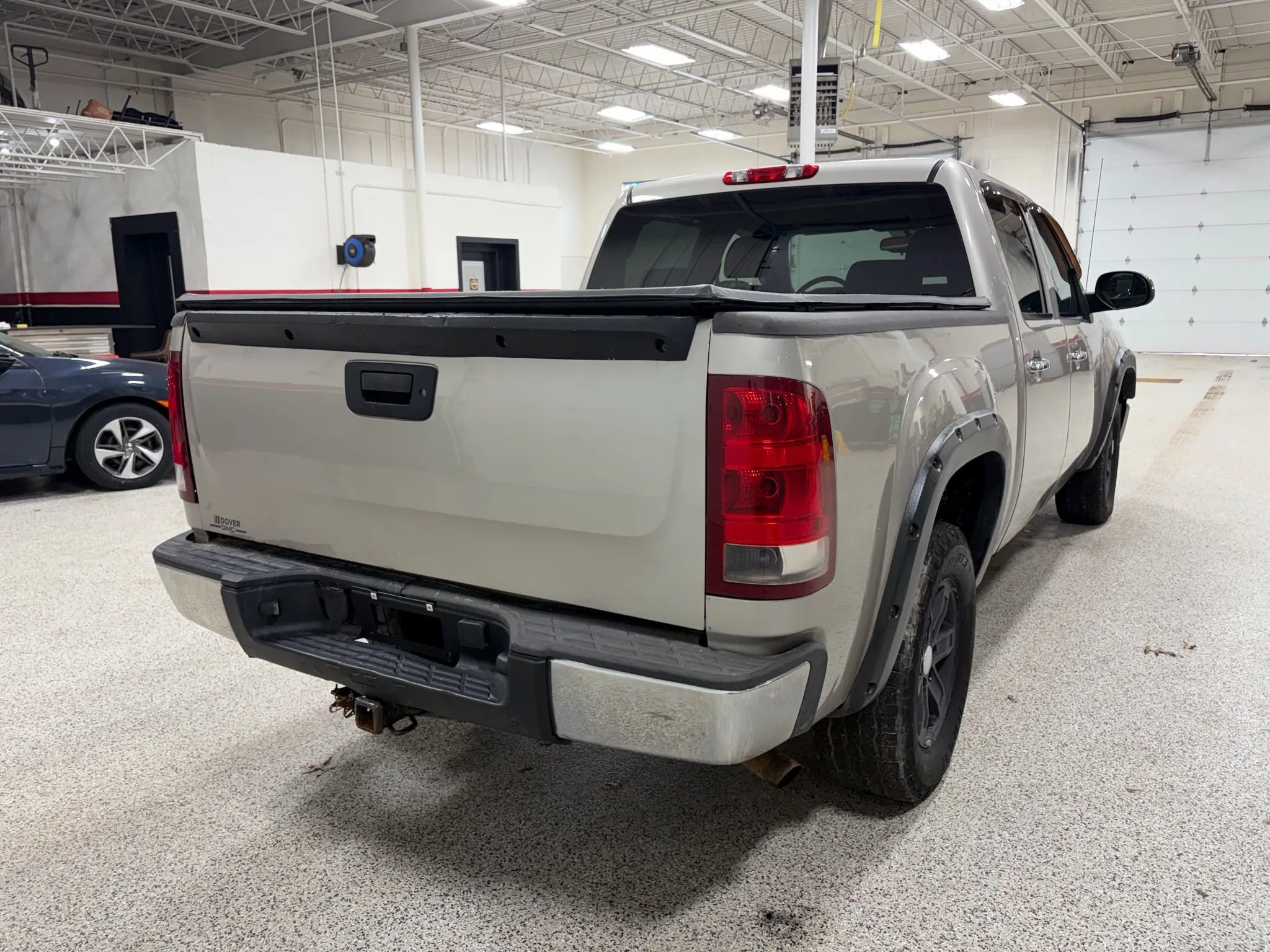 Used 2009 GMC Sierra 1500 SLE w/ Power Pack Plus image 2