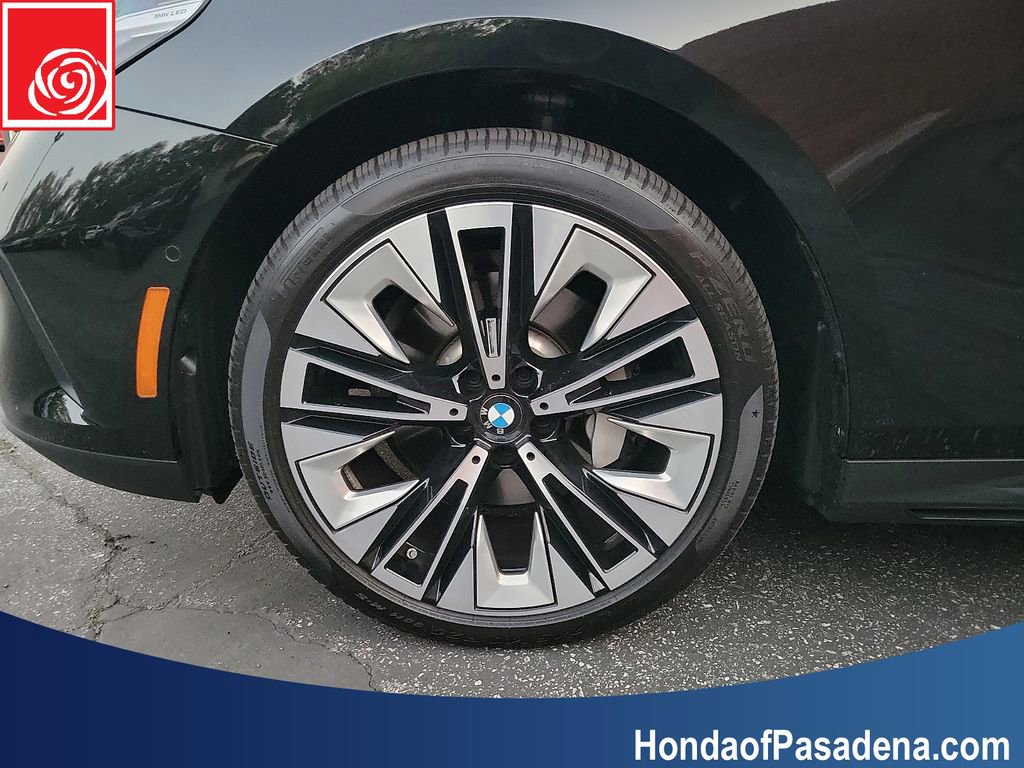 Used 2025 BMW 530i image 31