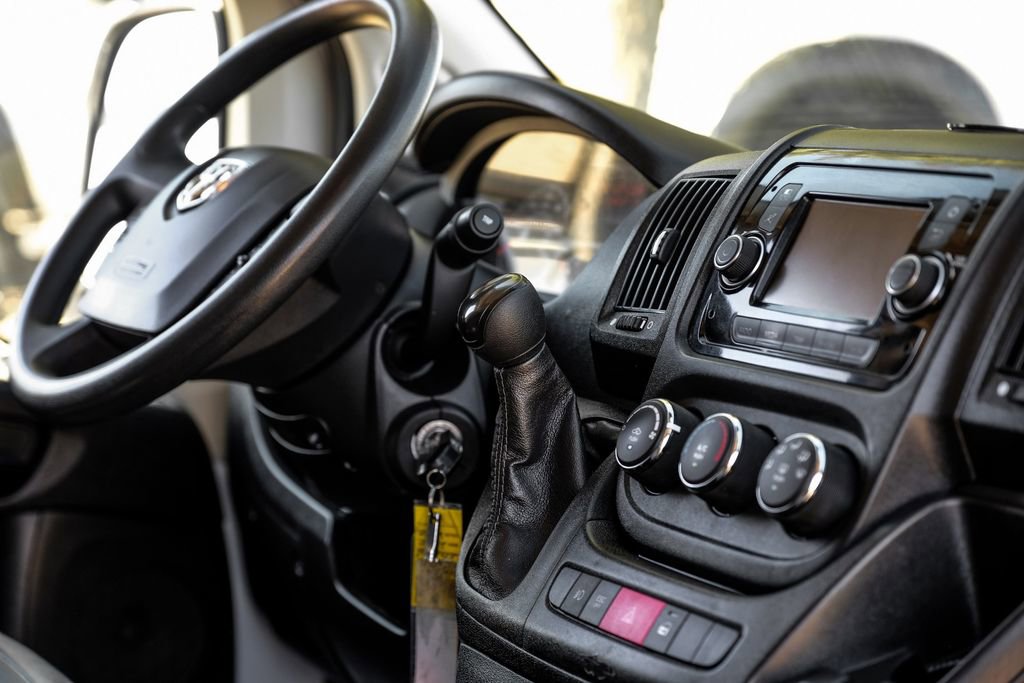 Used 2021 RAM ProMaster 2500 w/ Convenience Group image 18