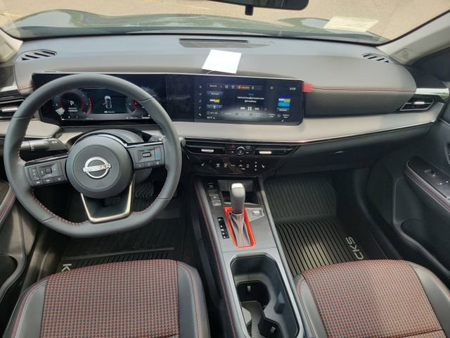 New 2025 Nissan Kicks SR w/ SR Premium Package AWD/4WD image 23