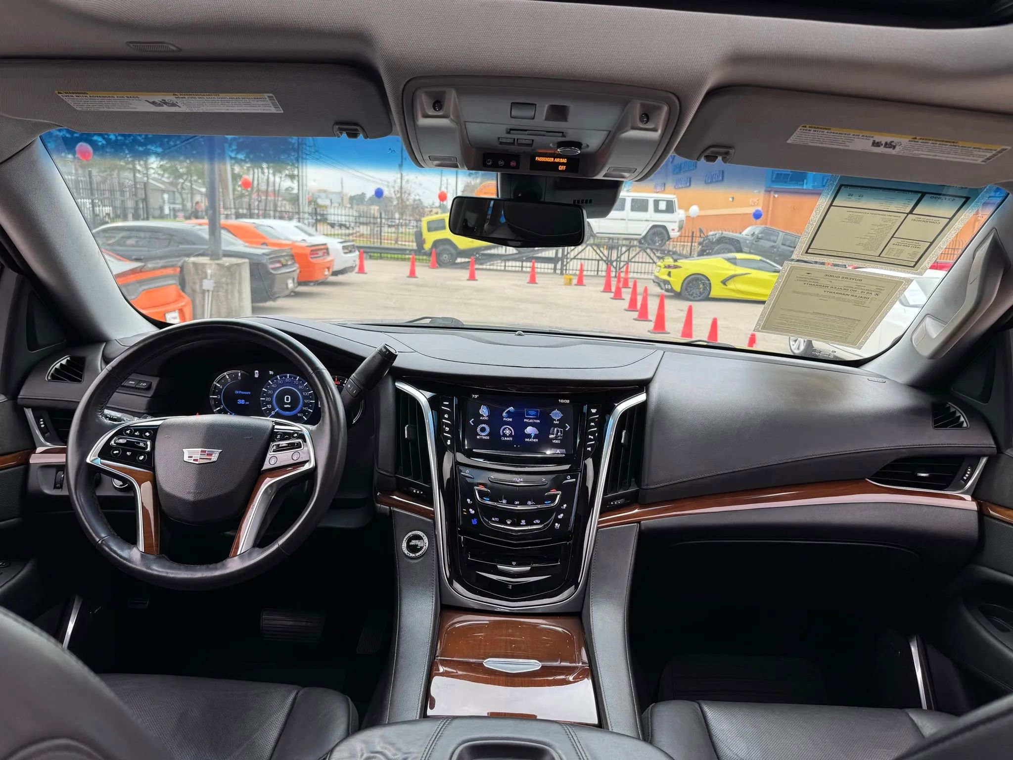 Used 2017 Cadillac Escalade Luxury image 28