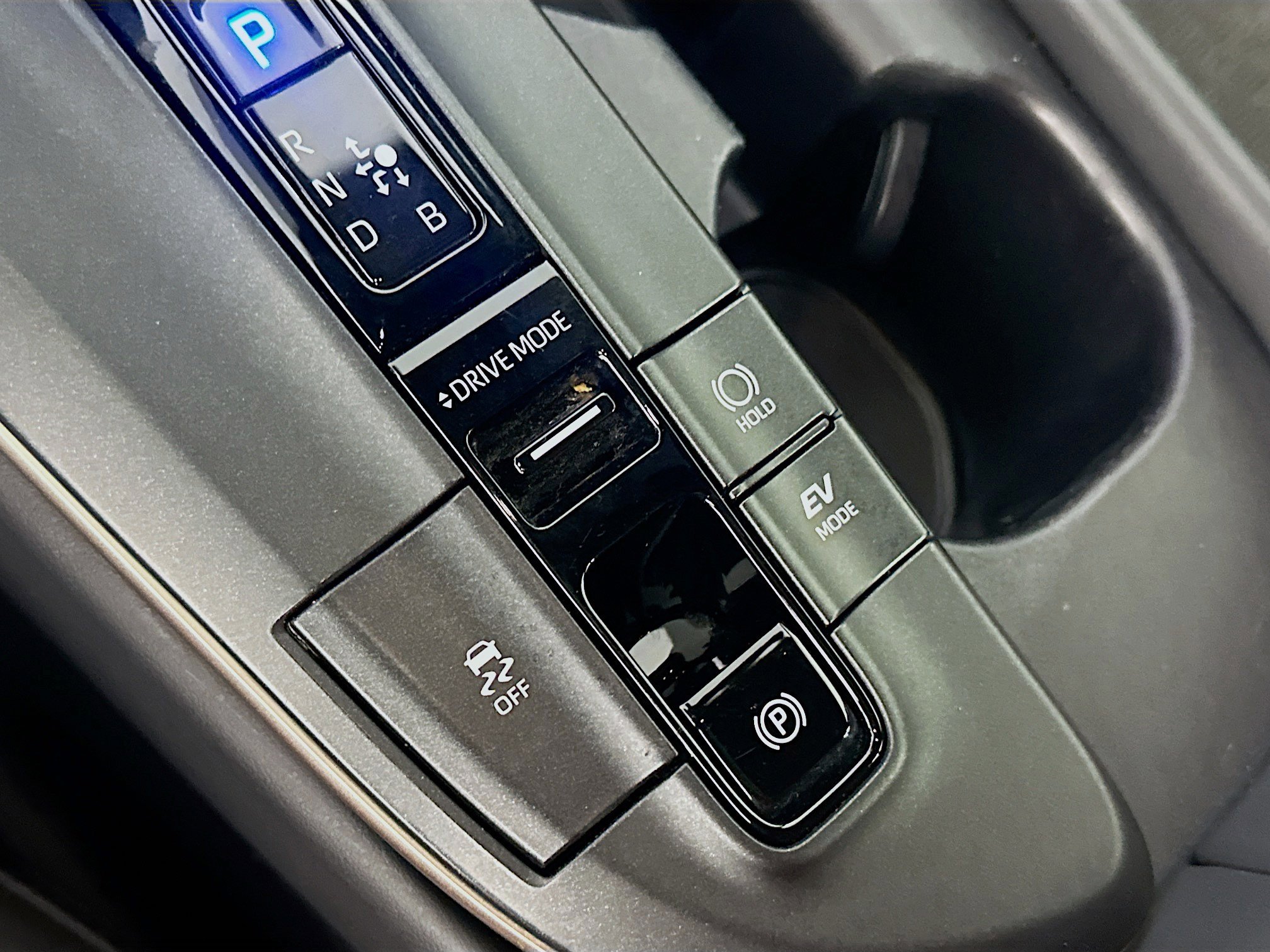 Used 2023 Toyota Crown XLE image 25