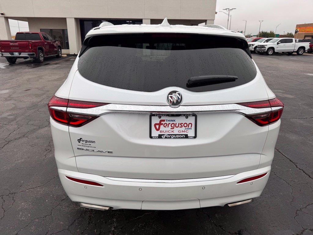 Used 2021 Buick Enclave Avenir w/ Avenir Technology Package FWD image 15