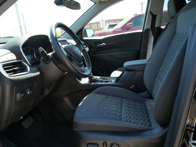 Used 2024 Chevrolet Equinox LT AWD/4WD image 11