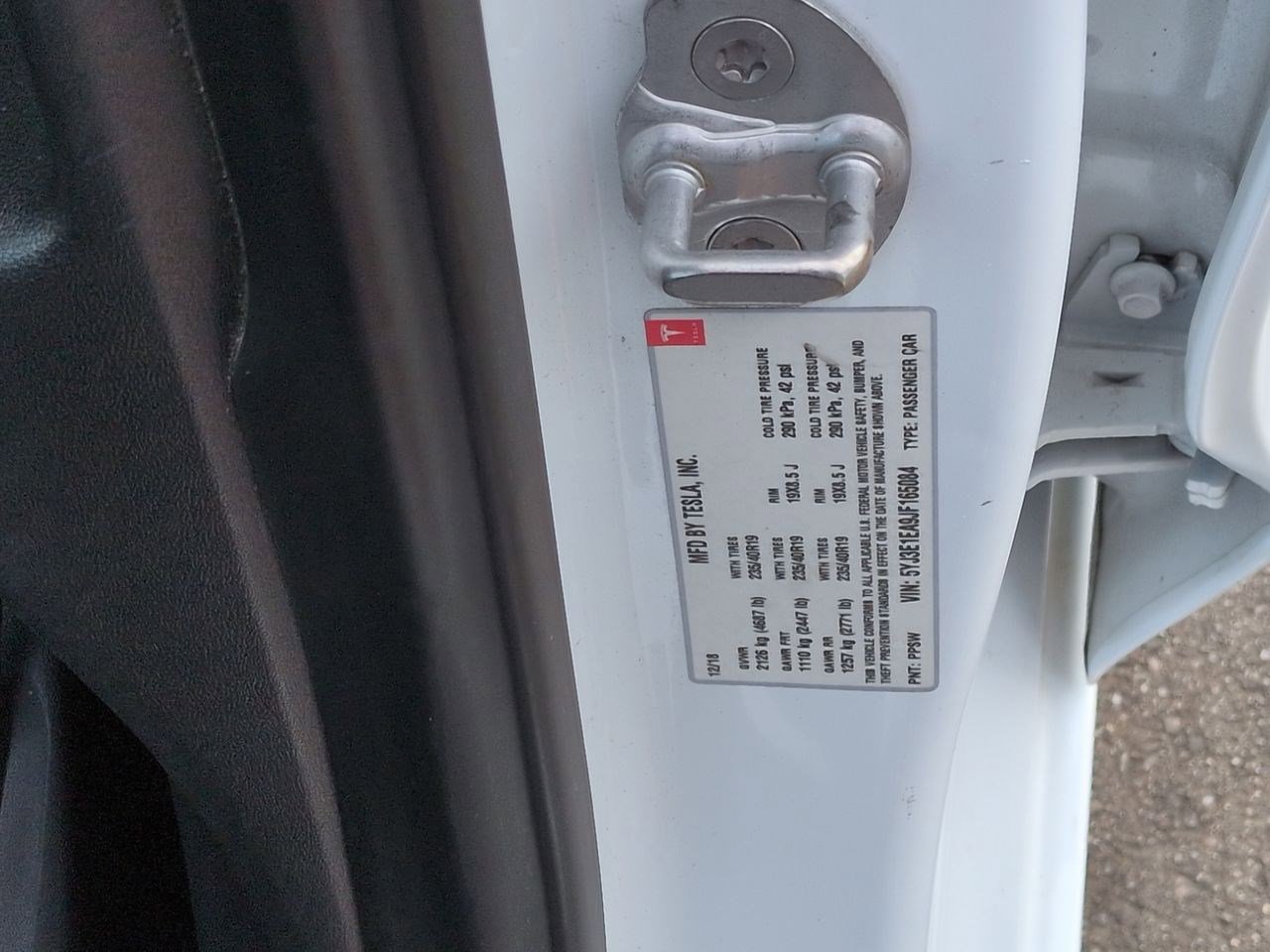 Used 2018 Tesla Model 3 Long Range image 29