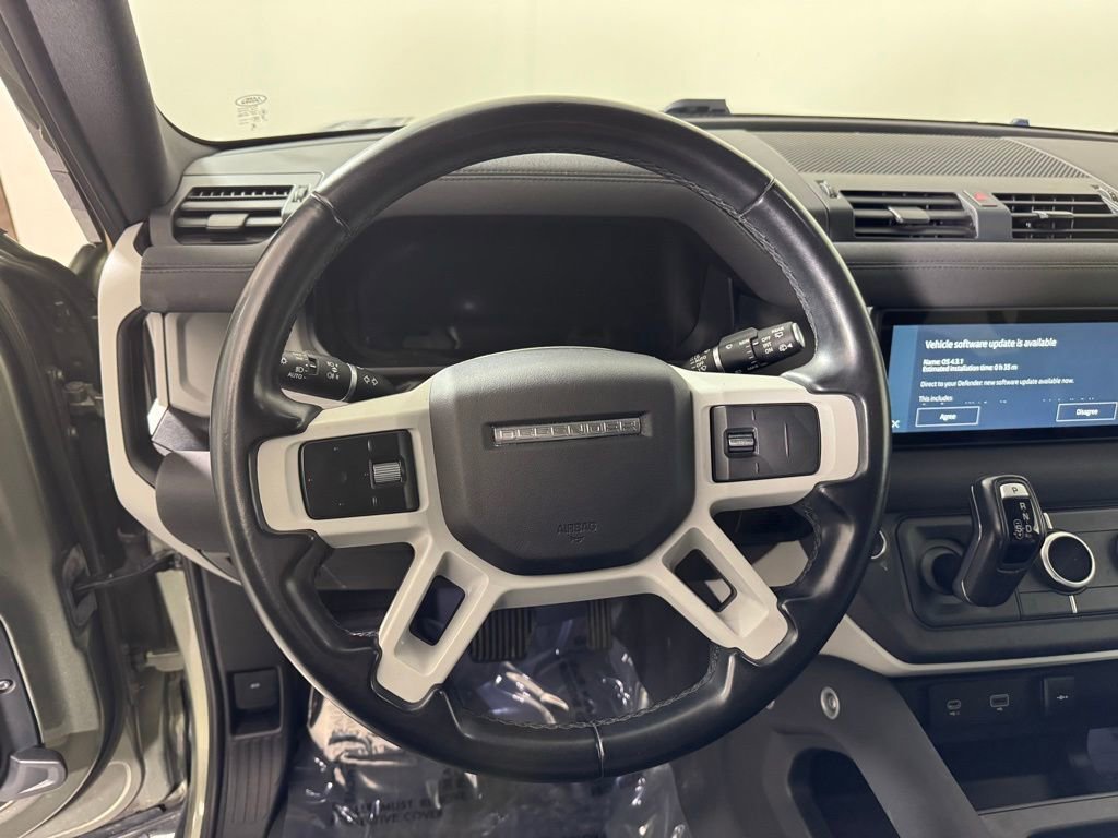 Used 2023 Land Rover Defender 110 S image 16