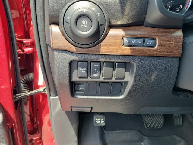 Used 2023 Nissan Titan Platinum Reserve w/ Moonroof Package AWD/4WD image 19