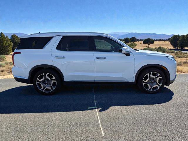 Used 2023 Hyundai Palisade Limited image 7