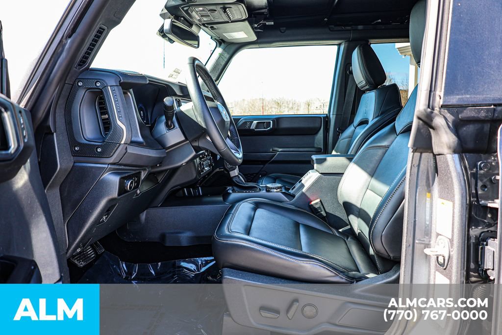 Used 2025 Ford Bronco Badlands image 18