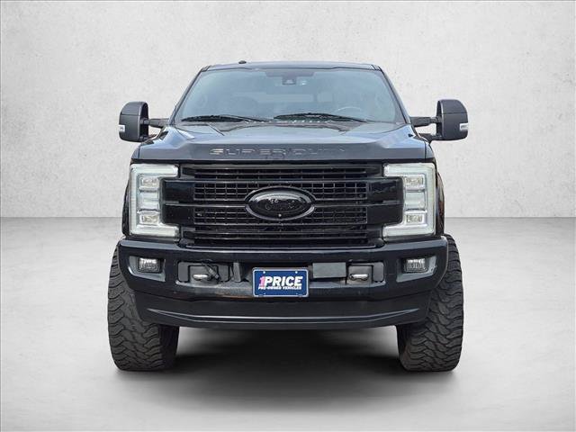 Used 2017 Ford F350 Platinum w/ Platinum Ultimate Package AWD/4WD image 2