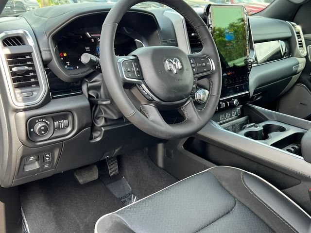 Used 2025 RAM 1500 Laramie w/ Advanced Safety Group II AWD/4WD image 23