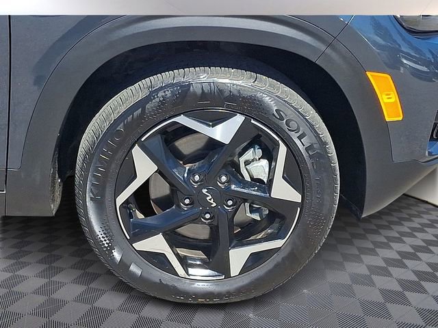 Certified 2026 Kia Seltos S image 9
