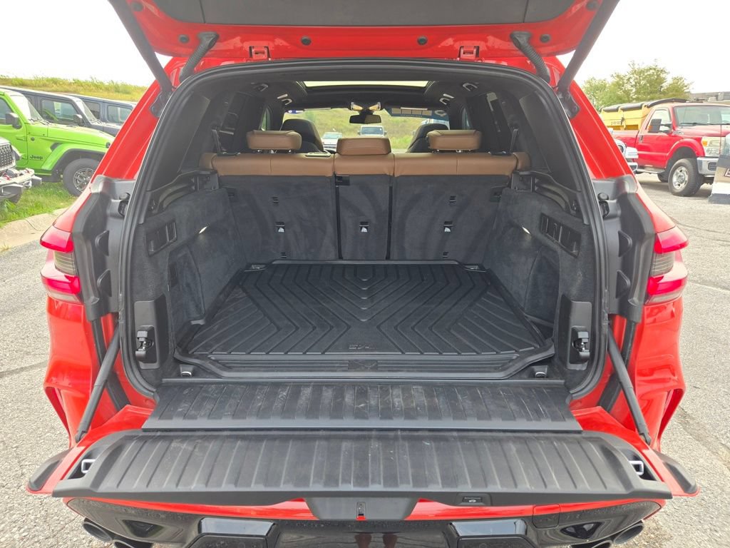 Used 2021 BMW X5 M w/ Competition Package AWD/4WD image 30