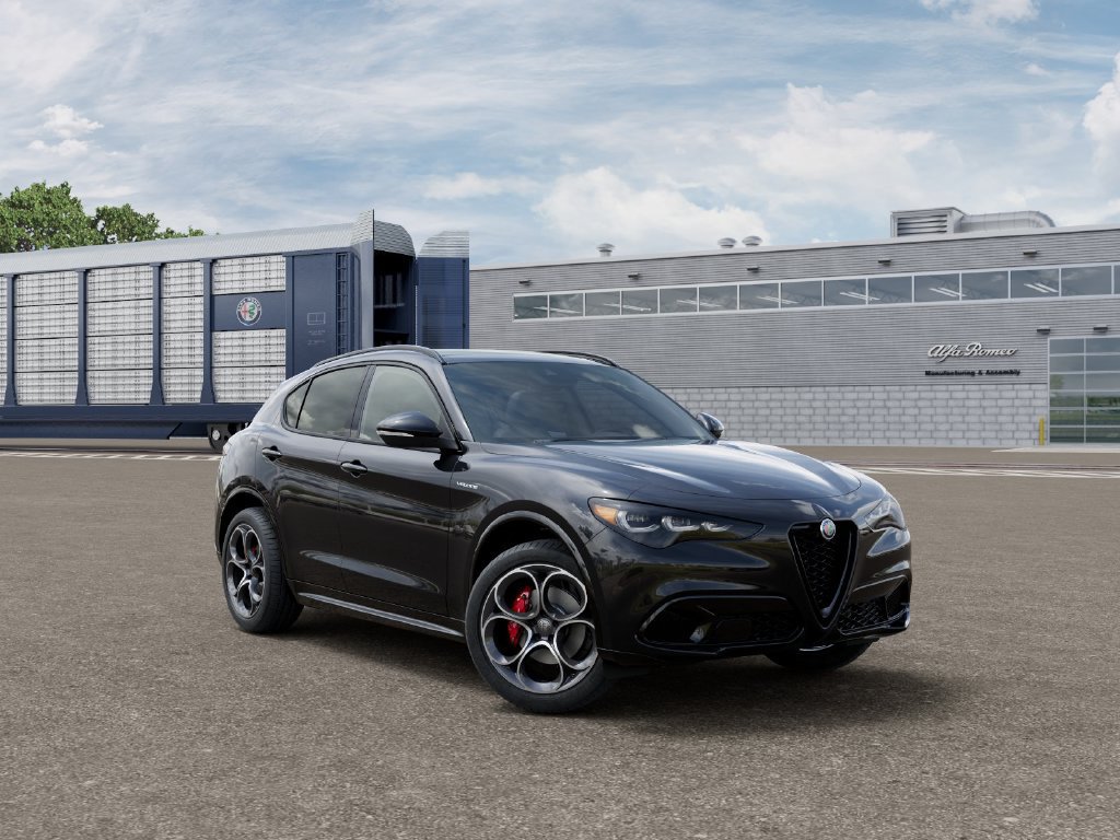 New 2026 Alfa Romeo Stelvio Sprint AWD/4WD image 5