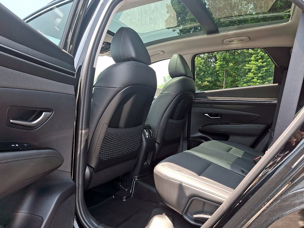 Used 2024 Hyundai Tucson Limited AWD/4WD image 10