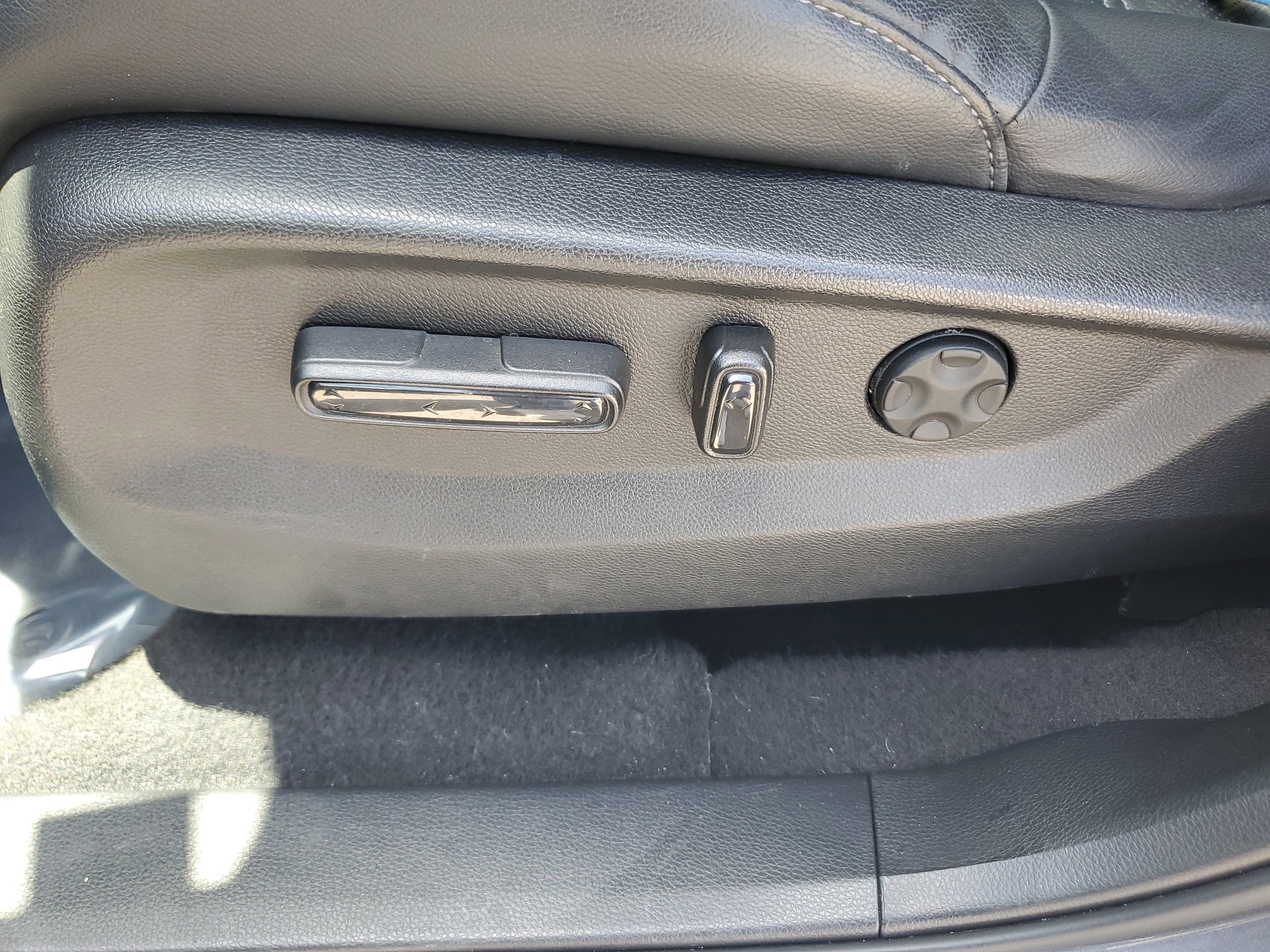 Used 2022 Honda CR-V EX-L image 13