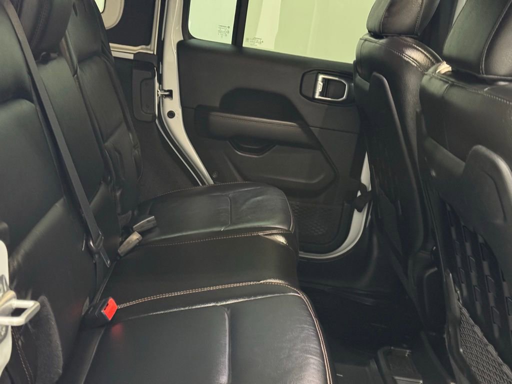 Used 2021 Jeep Wrangler Unlimited Rubicon w/ Trailer Tow Package image 31