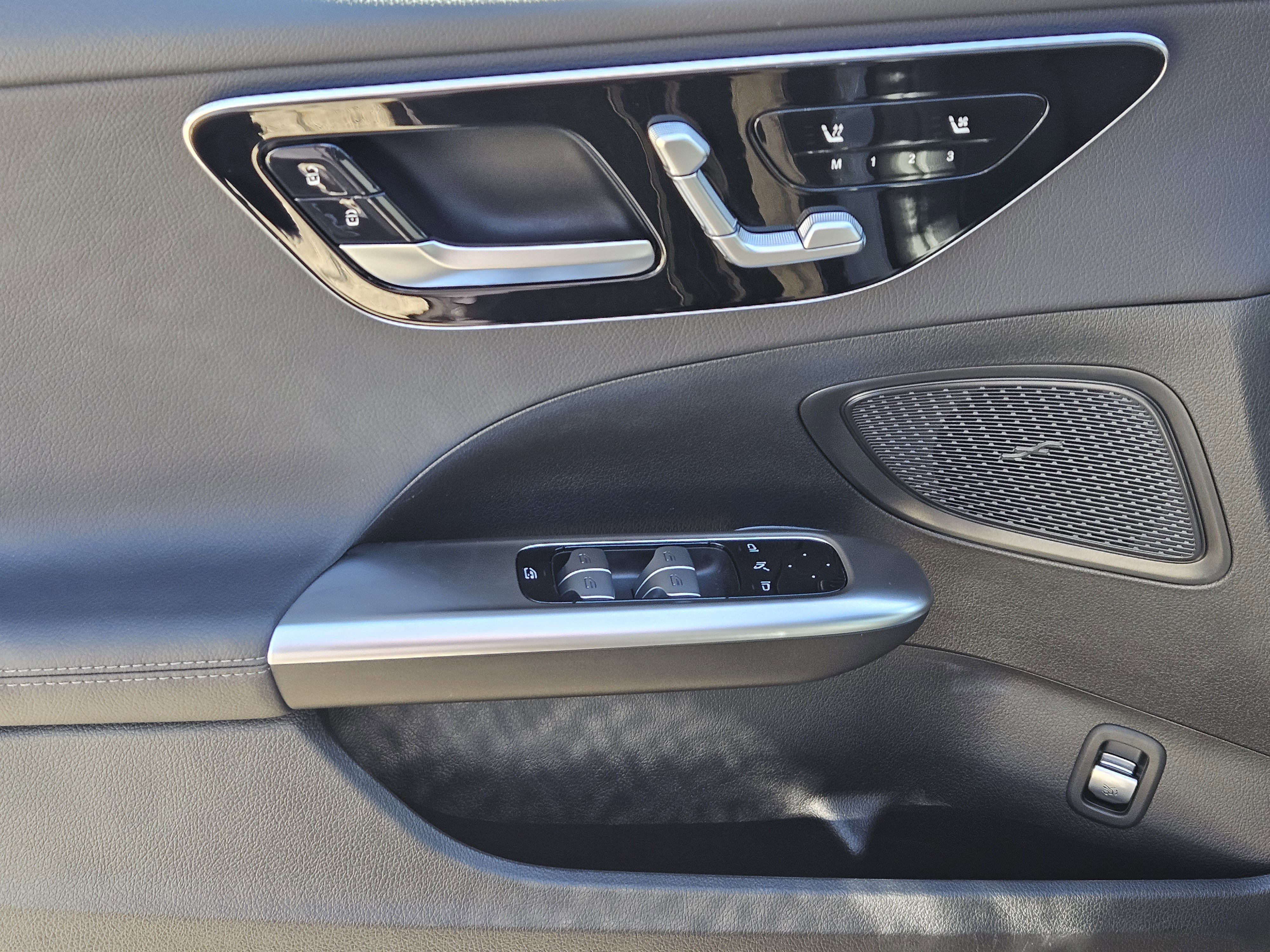 Certified 2025 Mercedes-Benz C 300 Sedan image 24