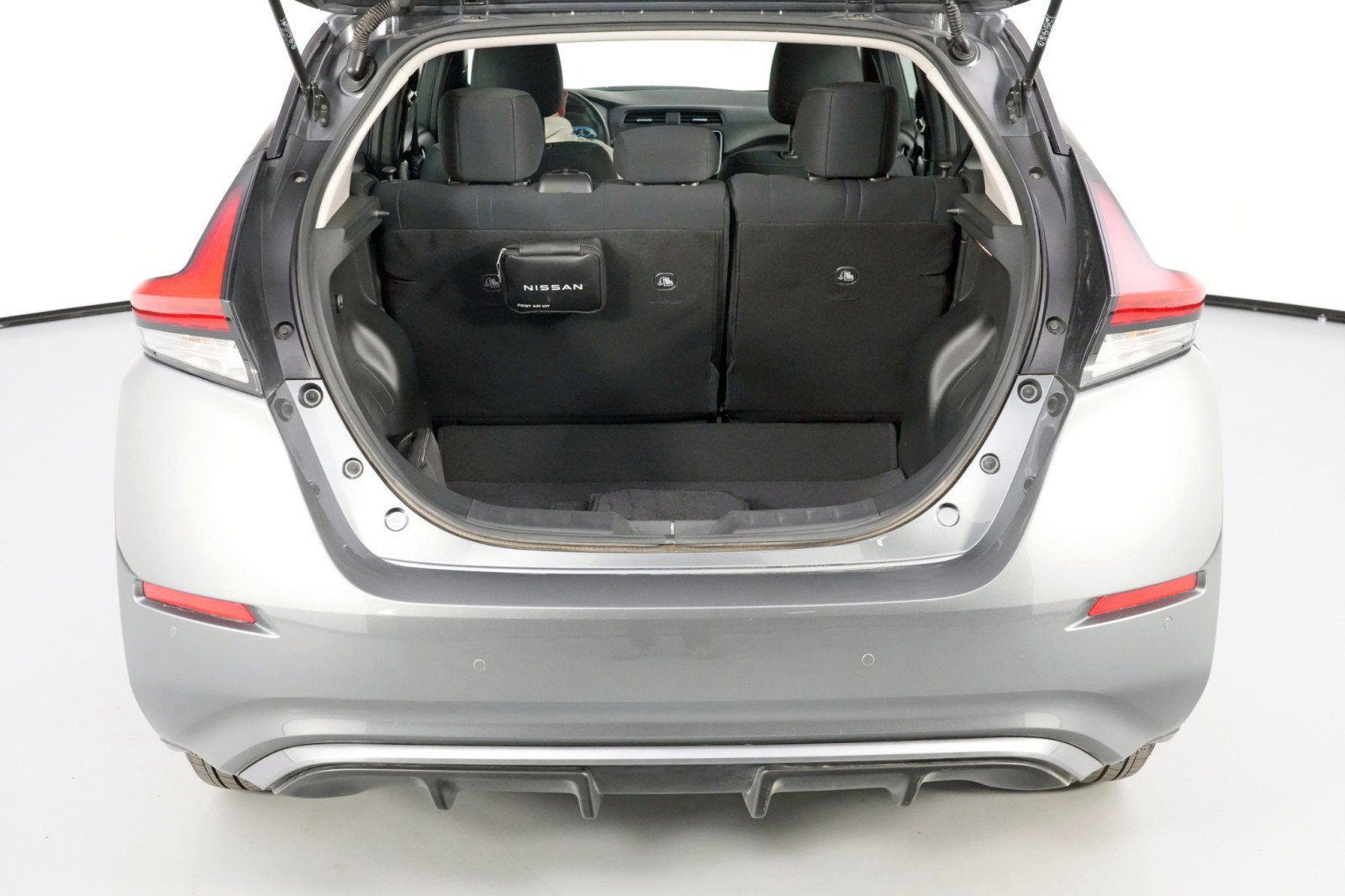 Used 2025 Nissan Leaf SV Plus image 9