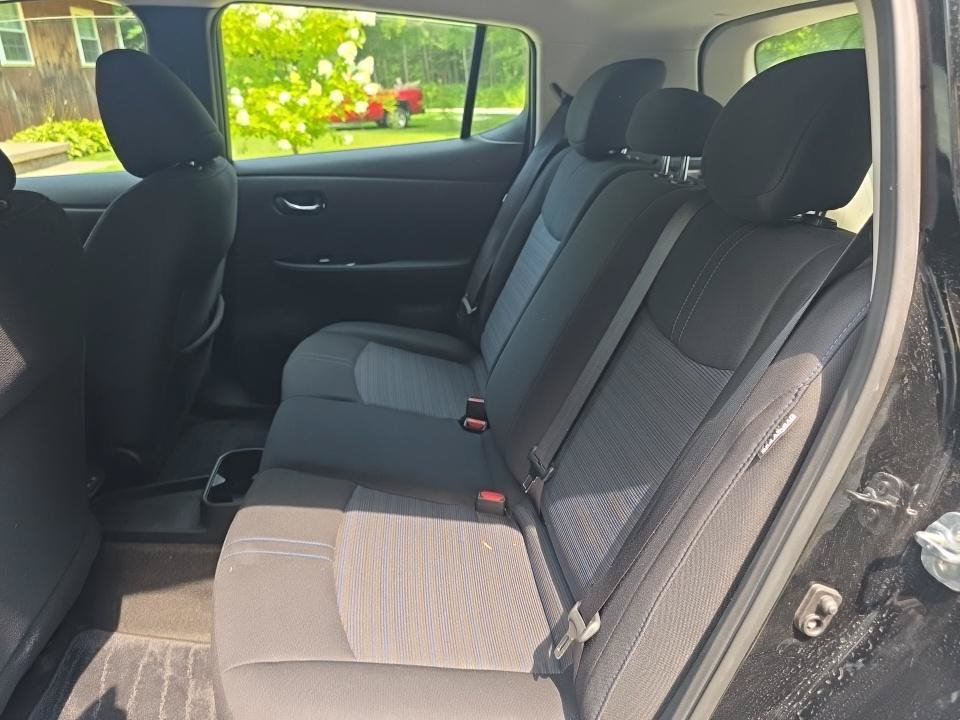 Certified 2025 Nissan Leaf SV Plus FWD image 7