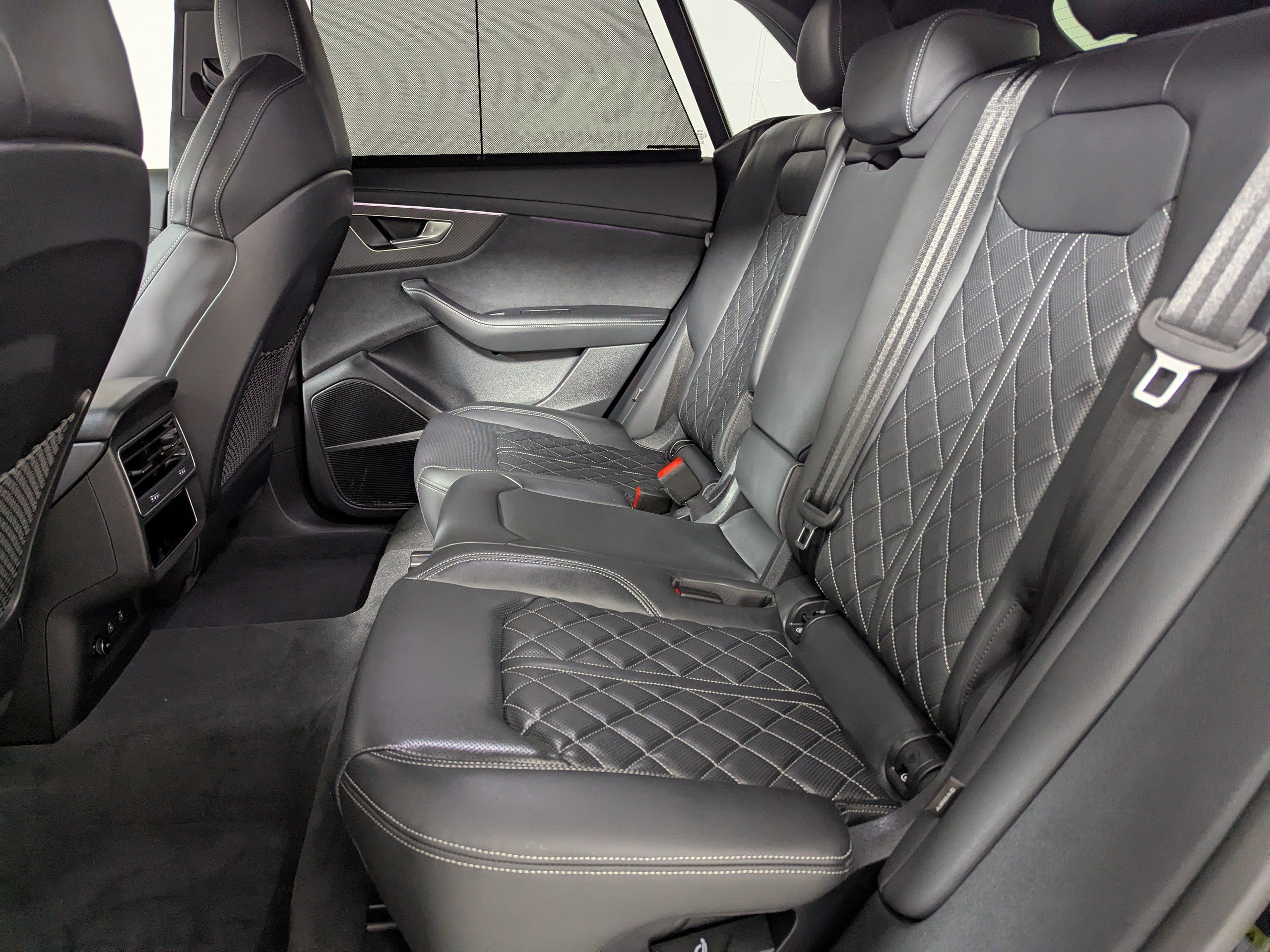 Certified 2026 Audi SQ8 Prestige AWD/4WD image 18