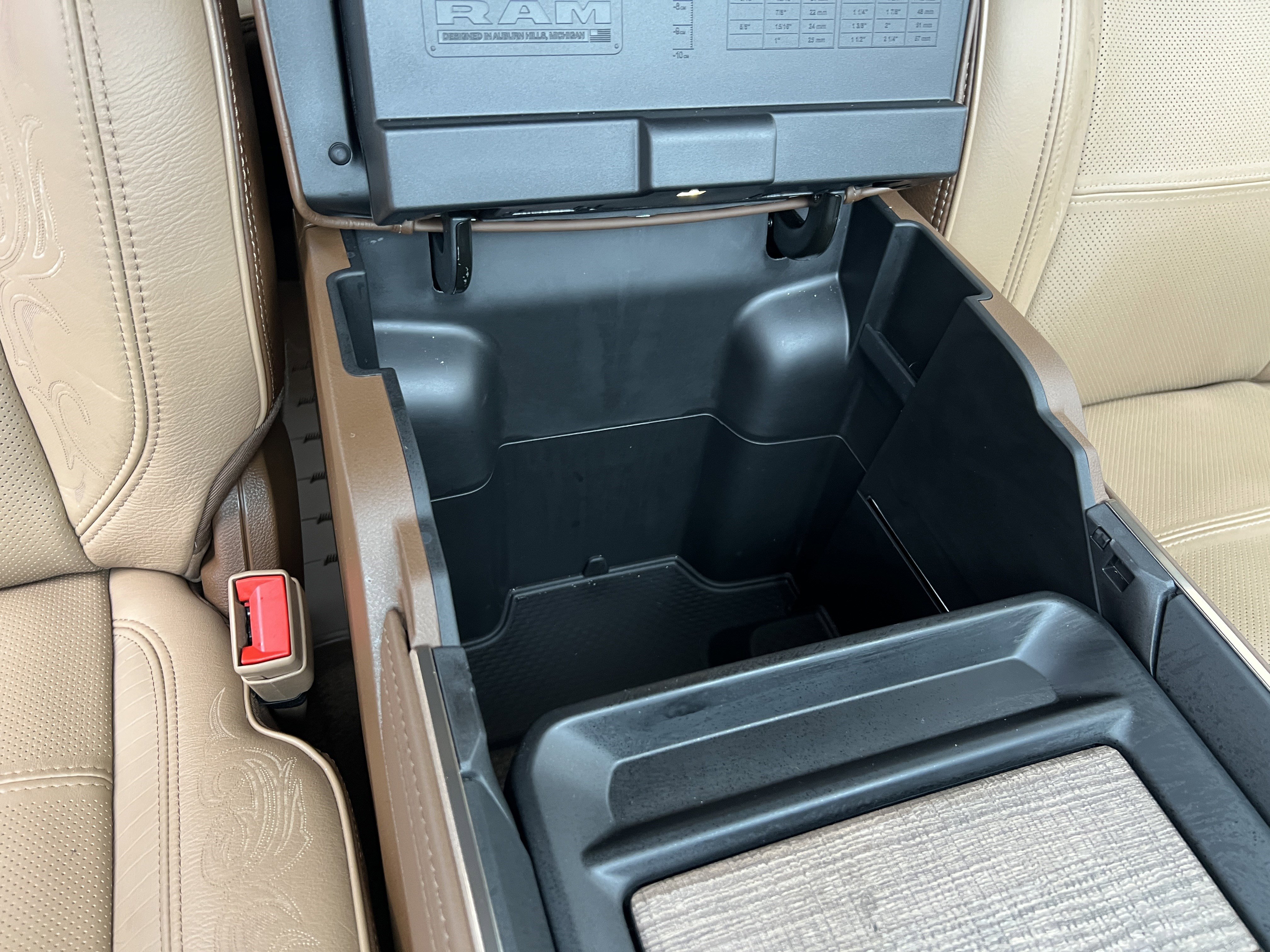 Used 2021 RAM 3500 Limited image 26