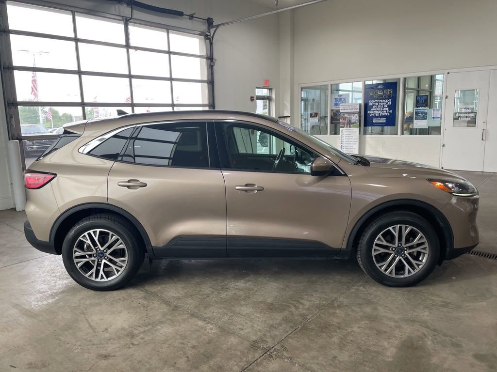 Used 2021 Ford Escape SEL AWD/4WD image 4