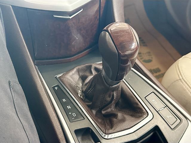 Used 2011 Cadillac SRX Luxury FWD image 17