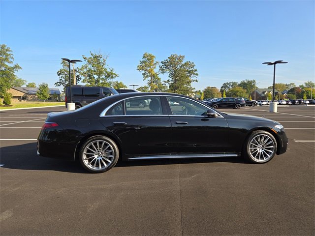 New 2025 Mercedes-Benz S 580 4MATIC Sedan image 2
