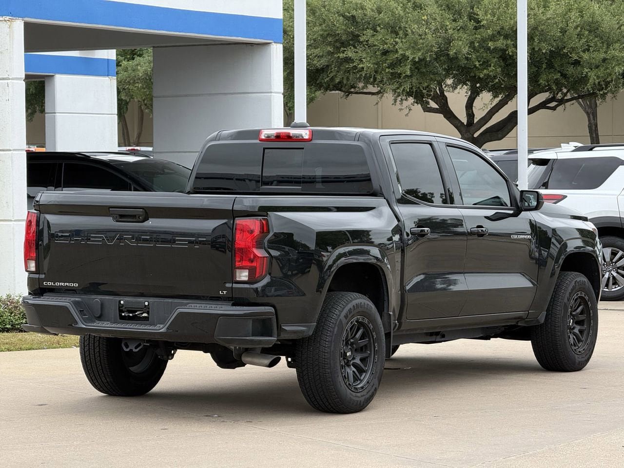 Certified 2024 Chevrolet Colorado LT w/ LT Convenience Package RWD image 4