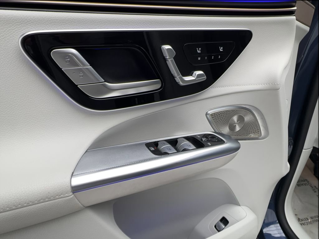 Used 2023 Mercedes-Benz EQE 350+ SUV w/ Exclusive Trim Package image 31