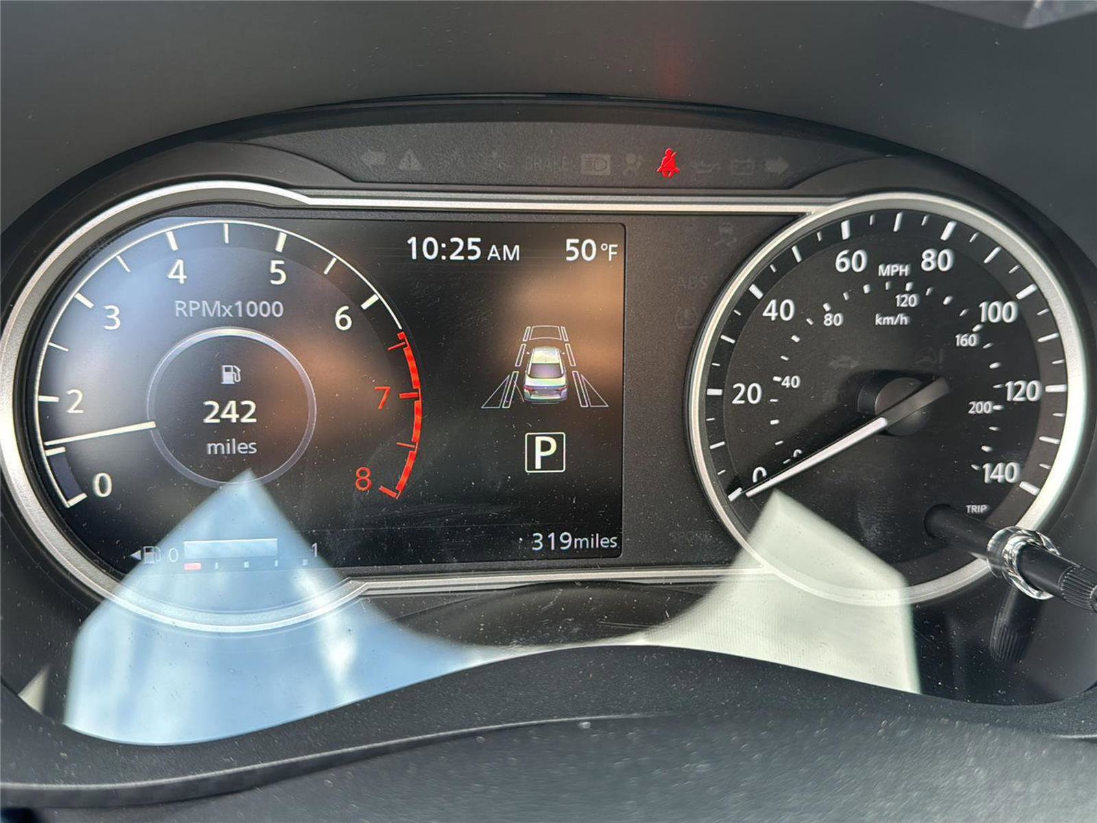 Used 2025 Nissan Versa SV w/ Trunk Package image 16