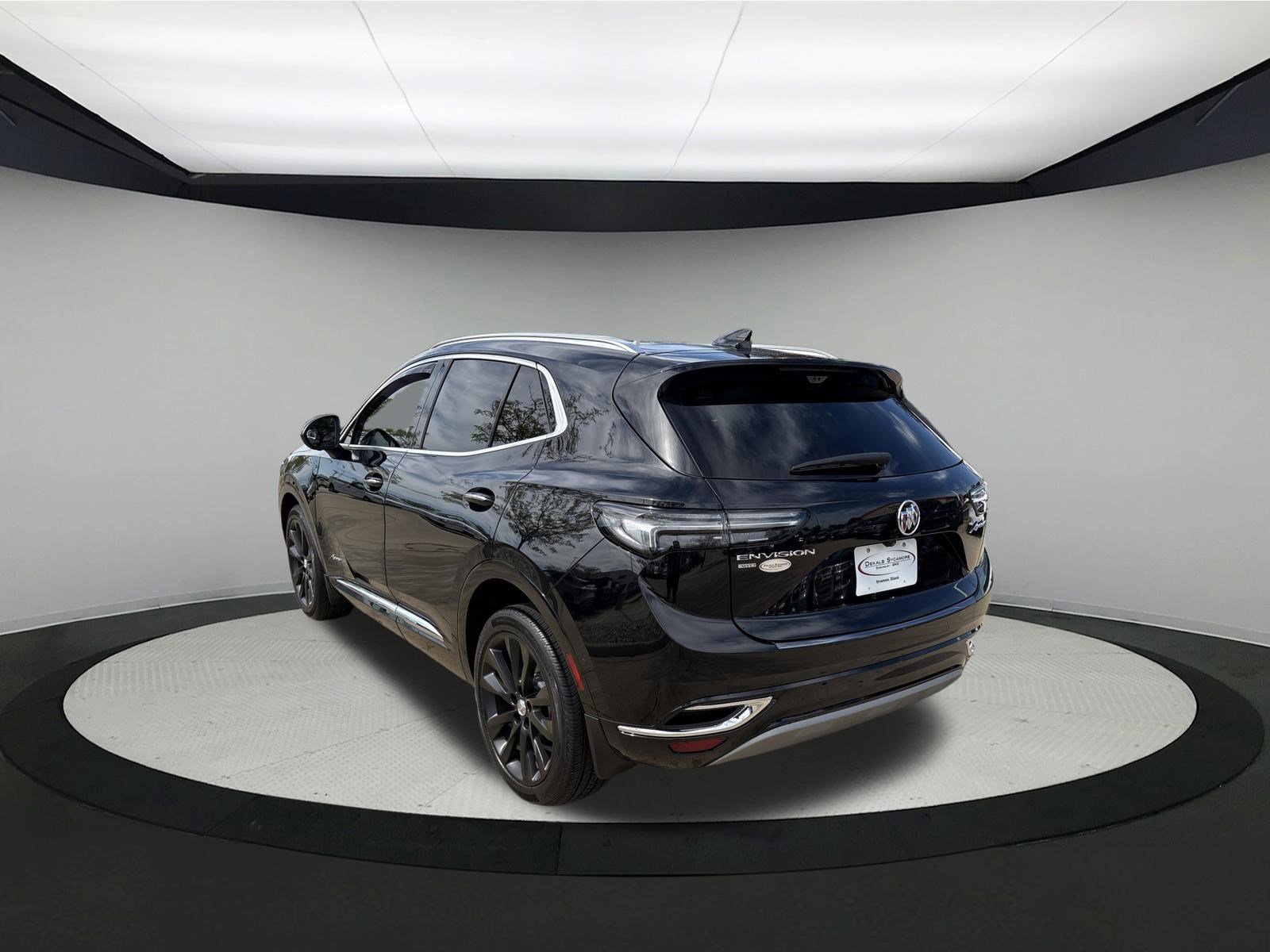 Used 2023 Buick Envision Avenir AWD/4WD image 5