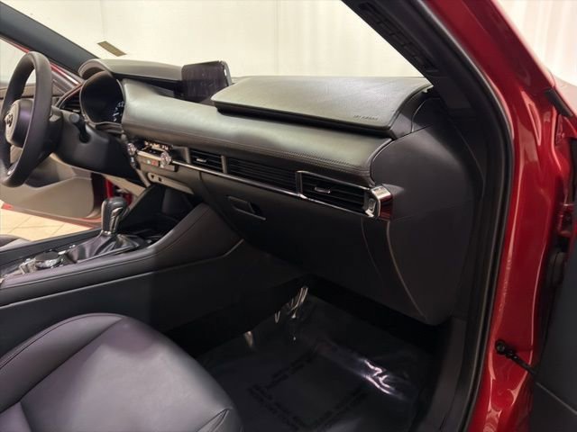 Used 2019 MAZDA MAZDA3 Hatchback image 23