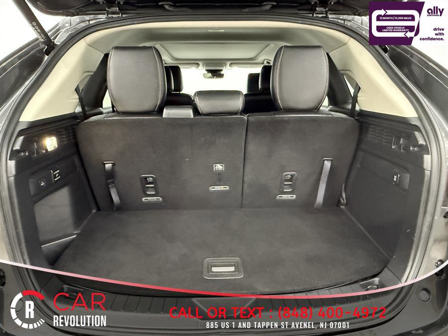 Used 2024 MAZDA CX-90 Plug-In Hybrid w/ Premium Pkg image 8