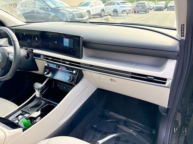 Certified 2025 Hyundai Tucson SEL FWD image 28