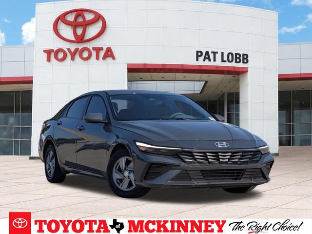 Used 2025 Hyundai Elantra SE FWD image 1