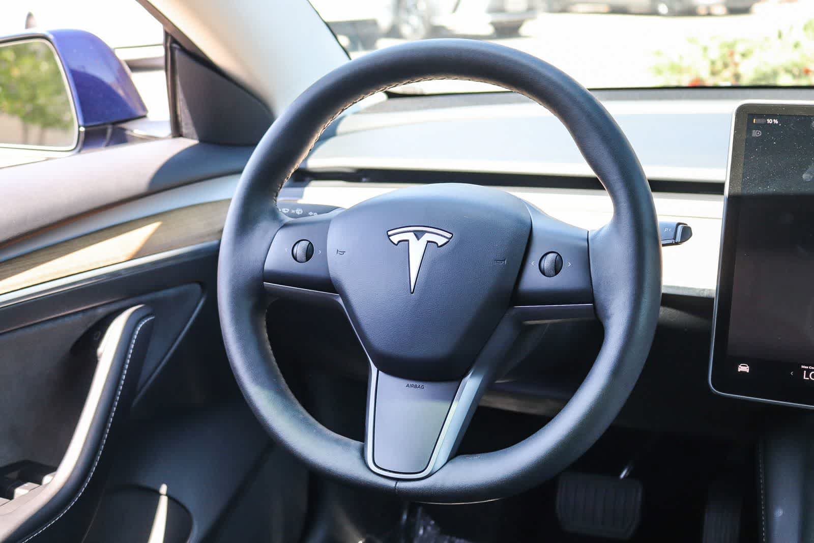 Used 2022 Tesla Model 3 Long Range AWD/4WD image 14
