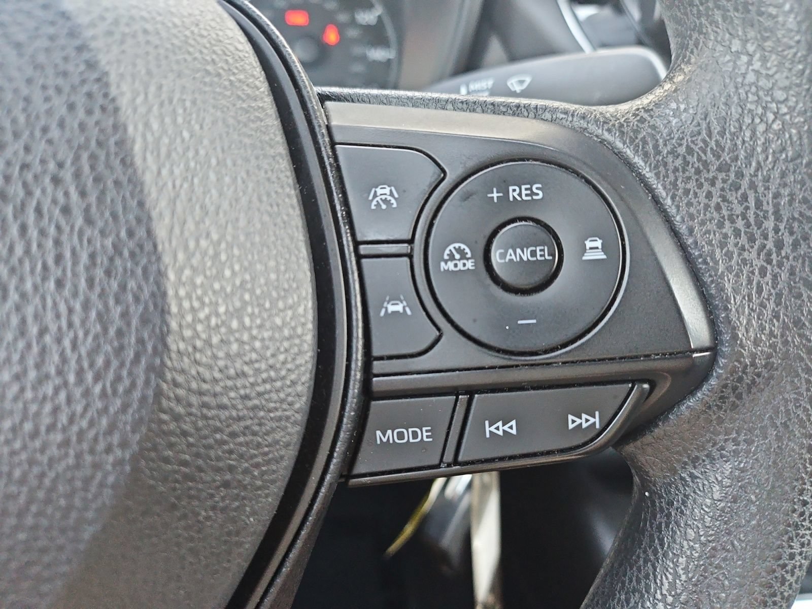 Used 2023 Toyota Corolla LE FWD image 27