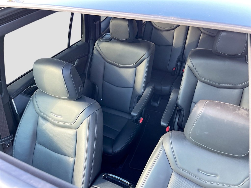 Used 2025 Cadillac XT6 Sport image 23