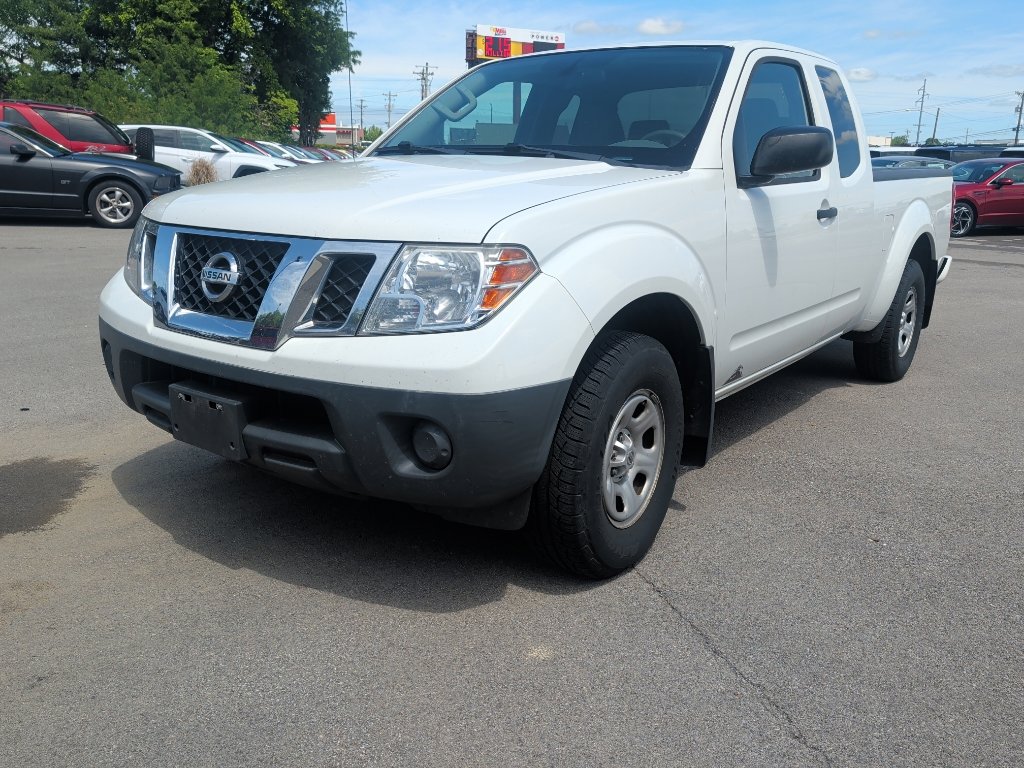 Used 2018 Nissan Frontier S w/ Work Truck Package RWD image 2